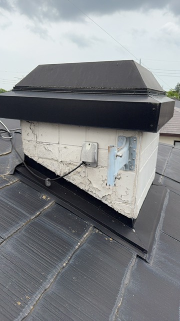 水戸市けやき台で換気用チムニー（煙突）の修繕の下見を行いました