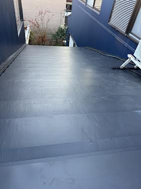 水戸市で雨漏れによる屋根葺き替え工事