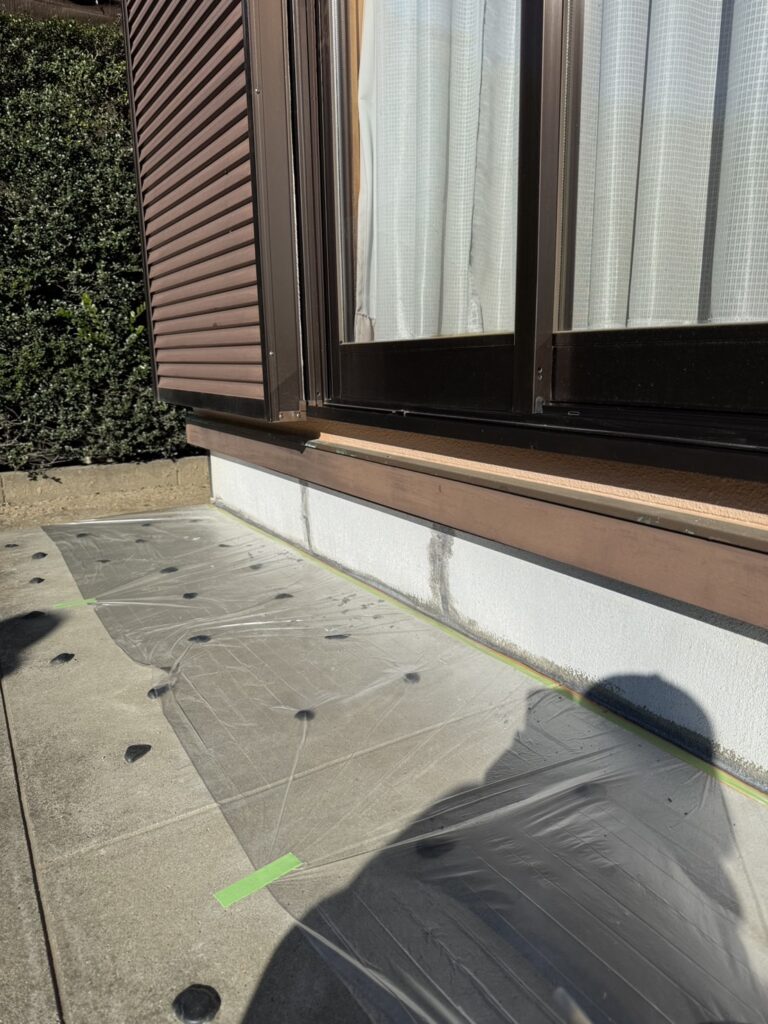 まずは養生をしっかりやっていきます。