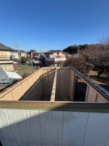 施工中　屋根部分は全て解体、撤去完了