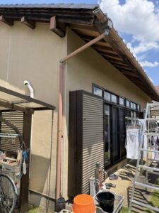 施工前の雨樋（竪樋）