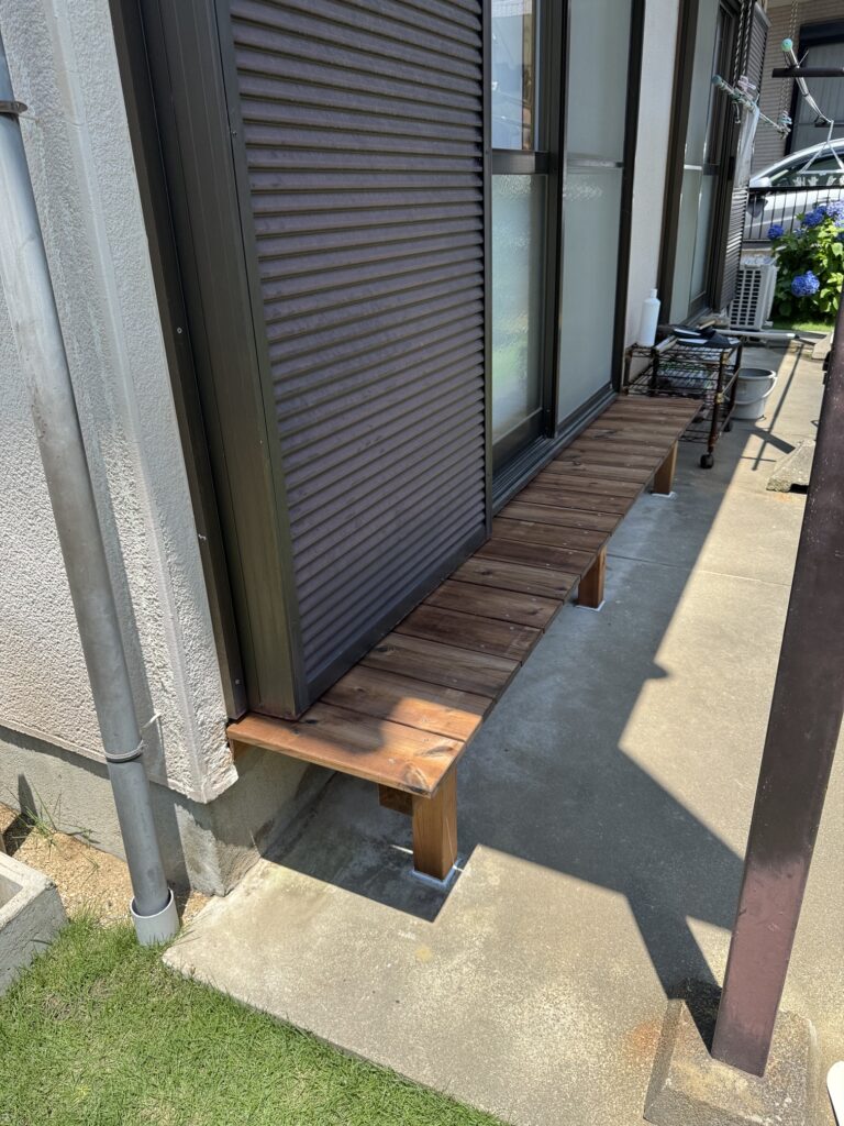 水戸市河和田町にて木工事を1日完工！軒天・戸袋裏板の修繕と濡れ縁解体・新規造作