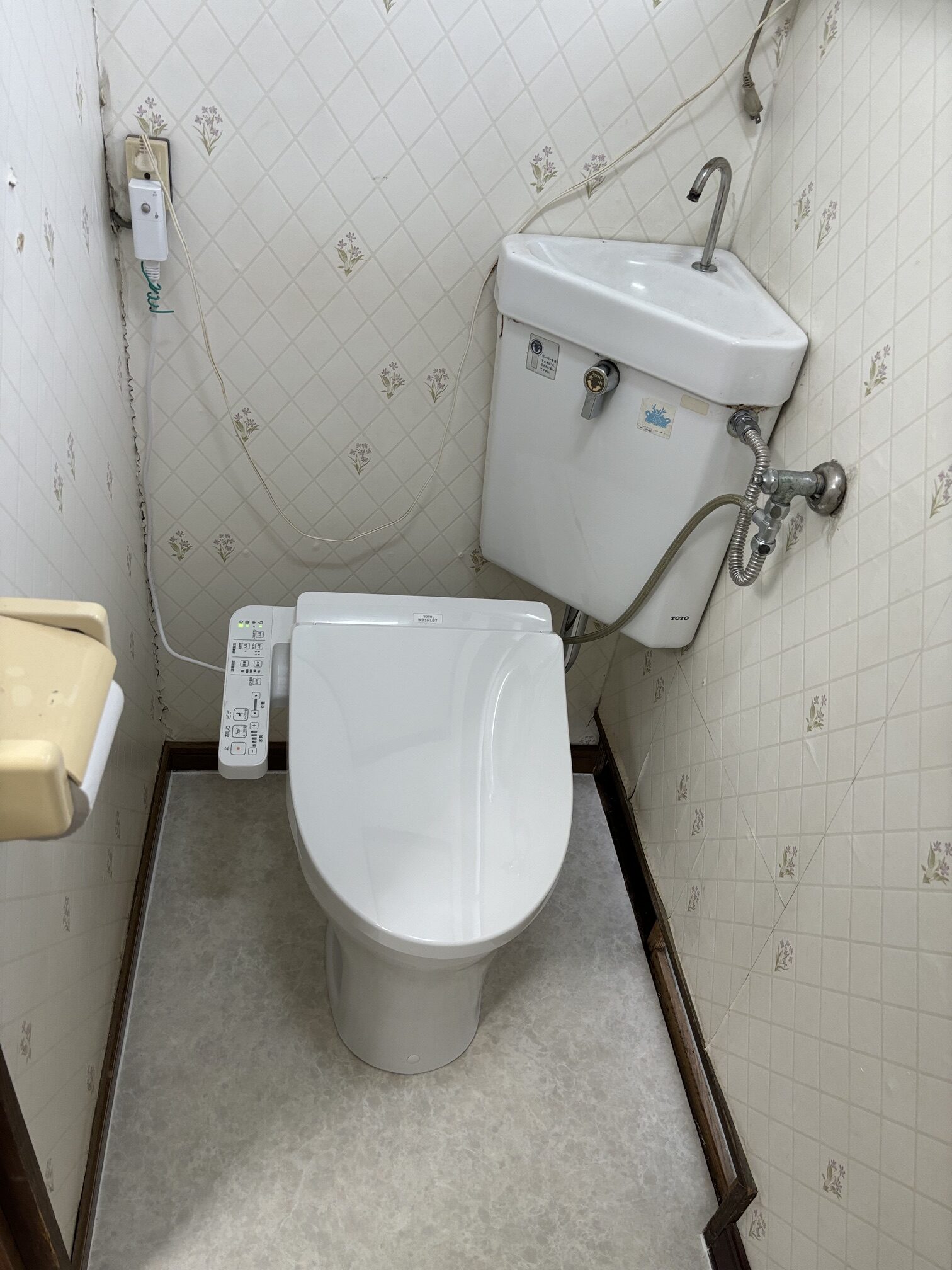 水戸市城東にてトイレ改修工事（第二部）！便器と洗浄管を新品に交換し、水漏れトラブルを完全解決